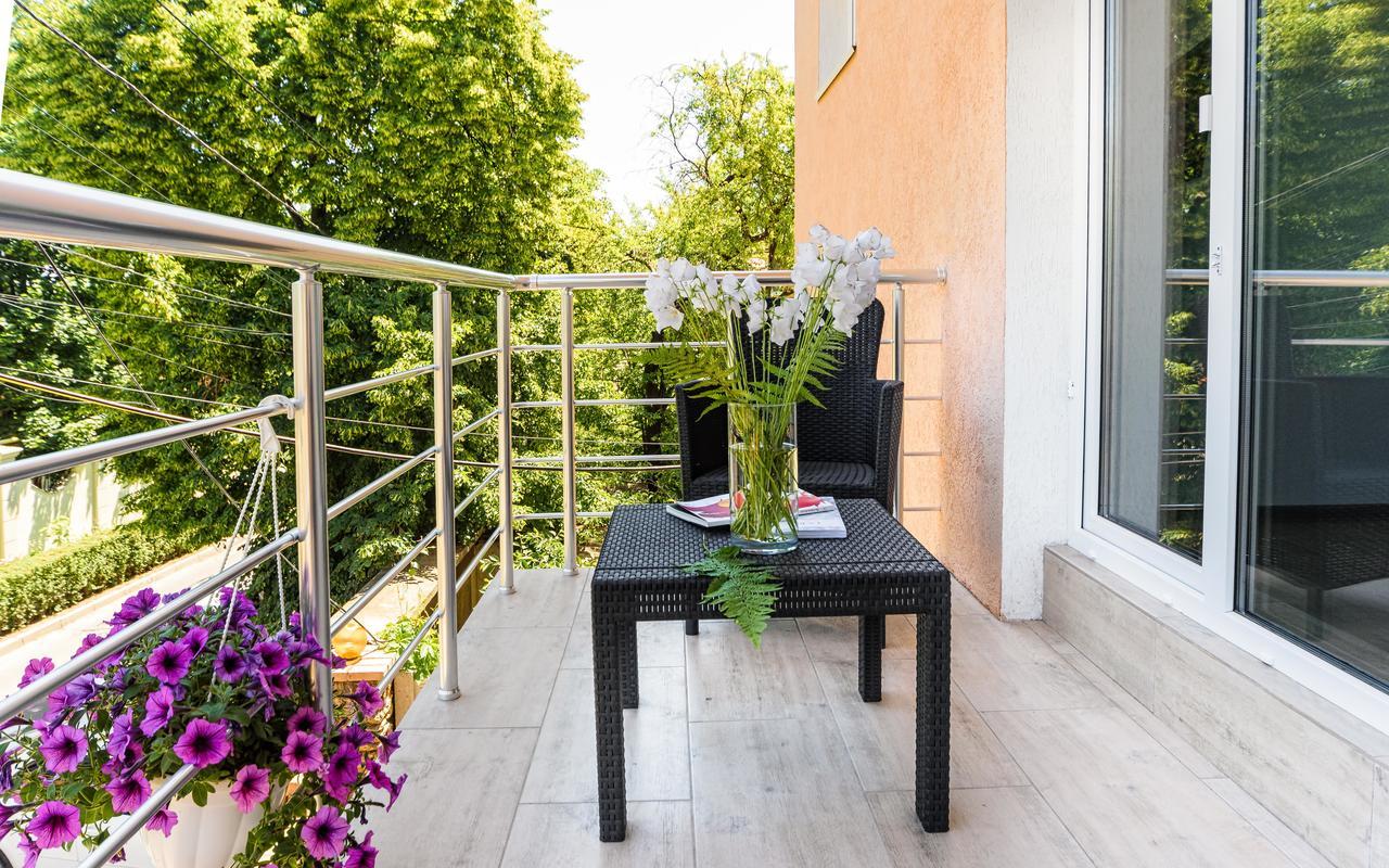 Hotel Sorrento โอเดสซา ภายนอก รูปภาพ